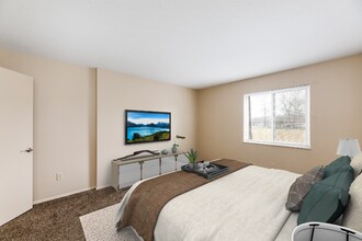 2647 Eastgate Rd, Unit 2544K-36 in Toledo, OH - Building Photo - Building Photo