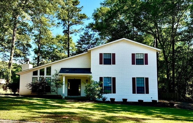 property at 104 Yvonne Dr