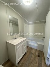 1925 E Murray St in Rawlins, WY - Building Photo - Building Photo