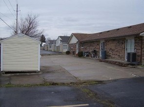 870 Randler Ave in Vandalia, OH - Foto de edificio - Building Photo