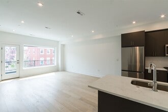 125 South St in Philadelphia, PA - Building Photo - Building Photo