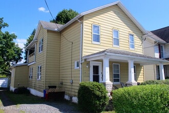 220 S Sumner Ave in Scranton, PA - Building Photo - Building Photo