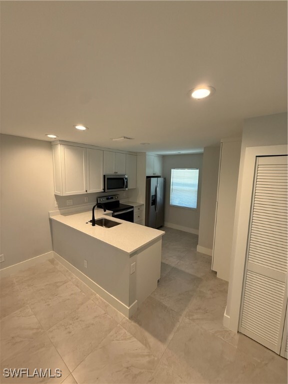 27304 Dortch Ave in Bonita Springs, FL - Building Photo - Building Photo