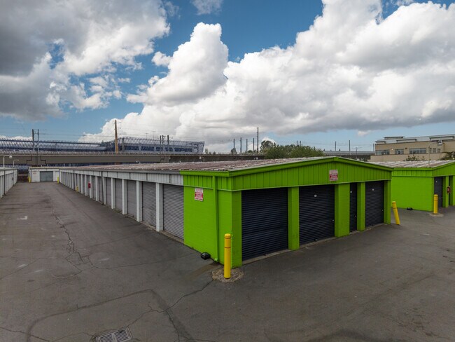 Birchway Angle Lake in Seatac, WA - Building Photo - Building Photo