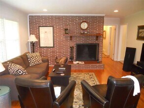 1472 Fama Dr NE in Atlanta, GA - Building Photo - Building Photo