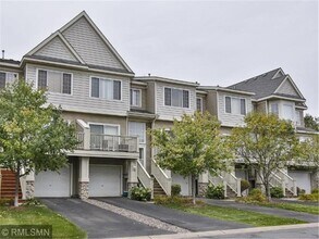 2392 Eagle Trace Ln in Woodbury, MN - Building Photo - Building Photo