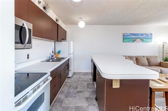 201 ?Ohua Ave in Honolulu, HI - Building Photo - Building Photo