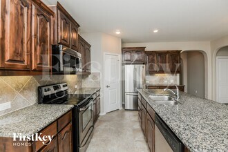 1205 Jake Ct, Unit 1206-A in Weatherford, TX - Foto de edificio - Building Photo