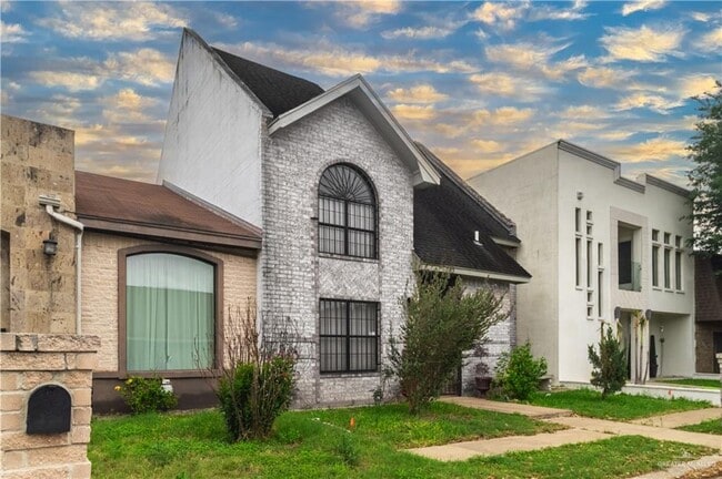 3113 S Casa Linda St in McAllen, TX - Building Photo - Building Photo