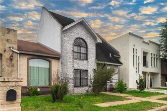 3113 S Casa Linda St in McAllen, TX - Building Photo - Building Photo