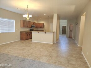 41132 N Hudson Trail in Anthem, AZ - Building Photo - Building Photo