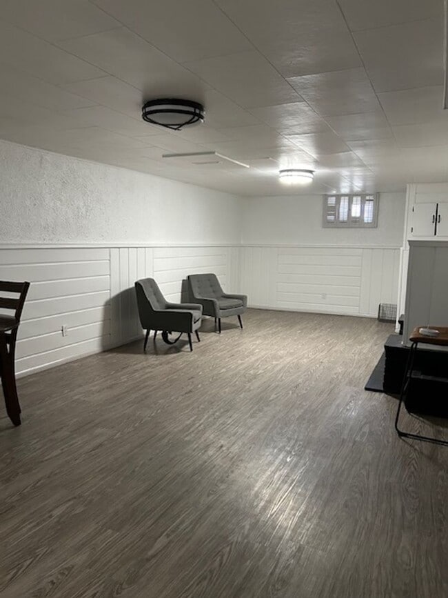 property at 1719 Yellowstone Ave