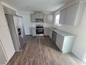 114 Clear Creek Ln in Waynesville, NC - Building Photo - Building Photo