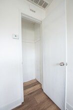 3012 Larkmoor St in Lorain, OH - Building Photo - Building Photo