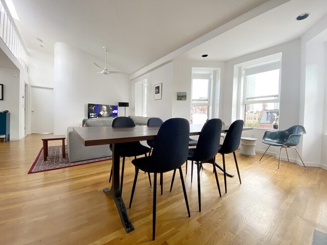 363 Marlborough St in Boston, MA - Building Photo - Building Photo