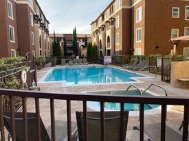 801 S Winchester Blvd, Unit 2100 in San Jose, CA - Building Photo