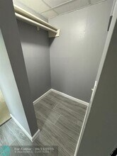 1313 SW 8th Ct in Fort Lauderdale, FL - Foto de edificio - Building Photo