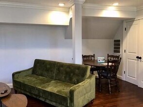 142 Centre St in Boston, MA - Building Photo - Building Photo