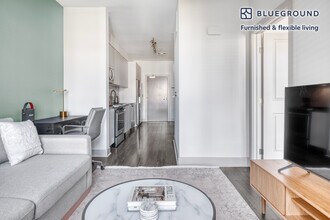 6161 Fairmount Ave in San Diego, CA - Building Photo - Building Photo