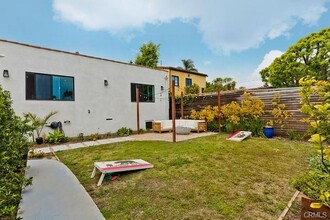 2229 Cloverfield Blvd in Santa Monica, CA - Building Photo - Building Photo