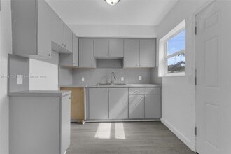 8096 NW 4th Ave in Miami, FL - Building Photo - Building Photo