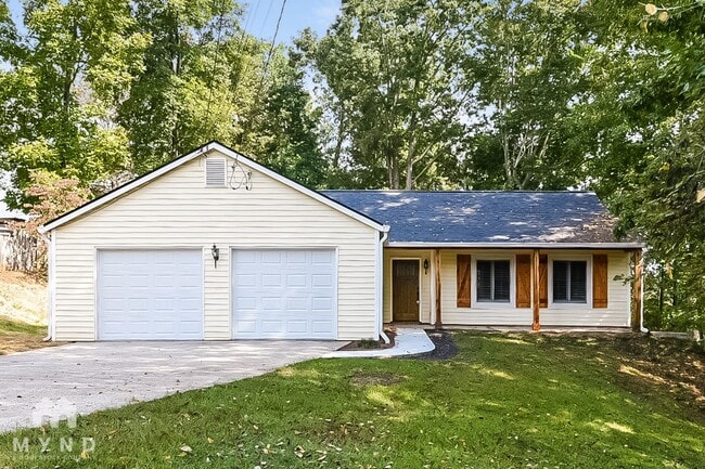 1902 Grant Ln