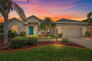 7107 Switchgrass Trail in Lakewood Ranch, FL - Building Photo