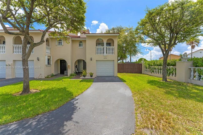 13751 SW 160th St in Miami, FL - Building Photo - Building Photo