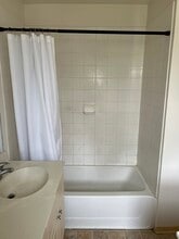 87-1976 Pakeke St, Unit B in Waianae, HI - Foto de edificio - Building Photo