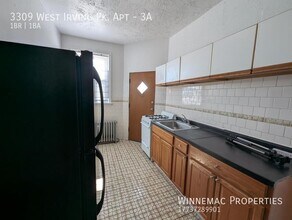 3309 W Irving Park Rd in Chicago, IL - Building Photo - Building Photo