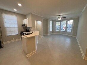 6340 Raleigh St in Orlando, FL - Foto de edificio - Building Photo