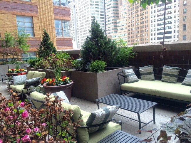 20 West Street, Unit 40+ Floor, E Line in New York, NY - Building Photo - Building Photo