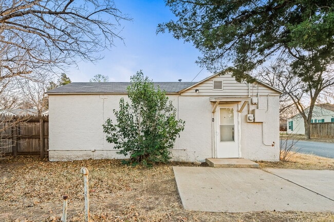 property at 2124 29th St