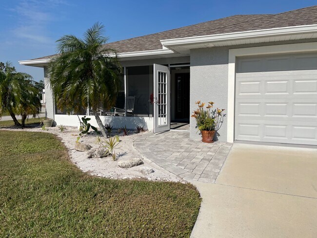 9334 Heartwellville Ave in Englewood, FL - Building Photo - Building Photo