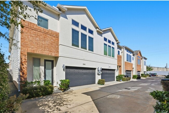 2948 Alice St in Houston, TX - Building Photo - Building Photo