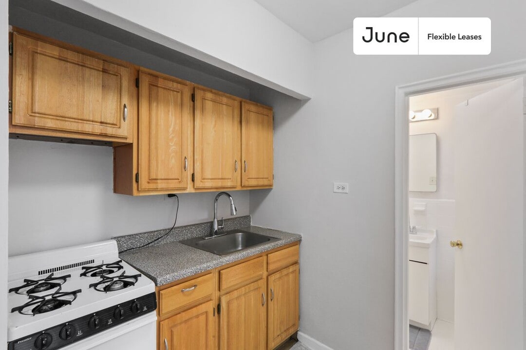 20 Avenue A Ave in New York, NY - Building Photo