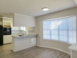 132 Travis Ln in Hewitt, TX - Building Photo - Building Photo