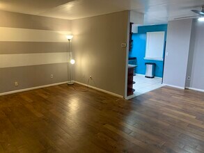 4000 Gypsy Ln in Philadelphia, PA - Building Photo - Building Photo