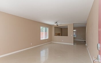 3384 Morning View Dr in Oceanside, CA - Building Photo - Building Photo