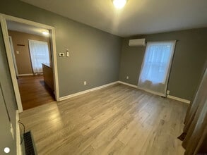 86 Webb St in Hamden, CT - Building Photo - Building Photo