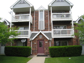 116 W Wood St, Unit 3 - Penthouse in Palatine, IL - Building Photo
