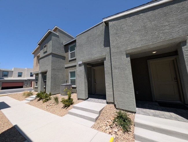 property at 5019 Chapin Mesa Ave