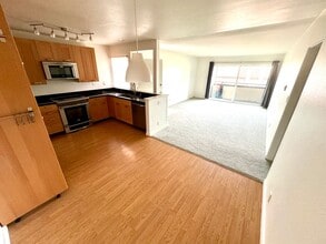 5947 Armaga Springs Rd in Rancho Palos Verdes, CA - Building Photo - Building Photo