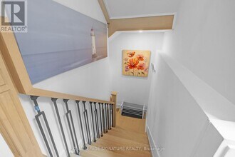 31 Edinburgh Dr in Toronto, ON - Building Photo - Building Photo