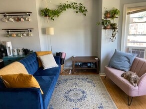 5006 Hazel Ave, Unit Apt 3rd floor in Philadelphia, PA - Building Photo - Building Photo