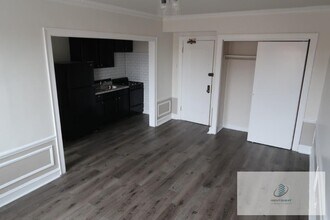 5301 N Ashland Ave in Chicago, IL - Foto de edificio - Building Photo