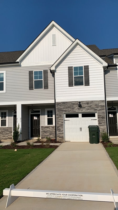 217 Peach Orch Ct in Mebane, NC - Building Photo - Building Photo