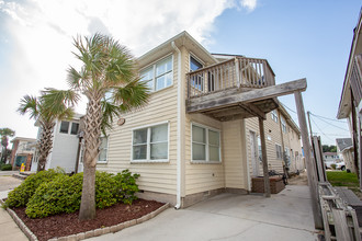 506 S Ocean Blvd in North Myrtle Beach, SC - Building Photo - Building Photo