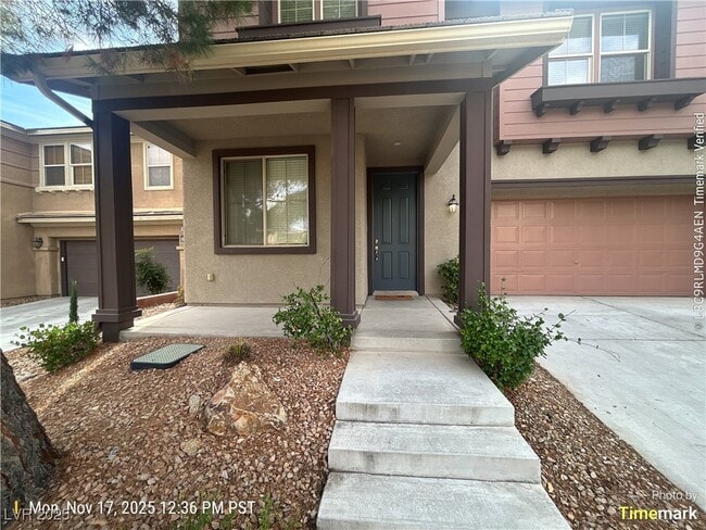 10555 Winter Grass Dr in Las Vegas, NV - Building Photo - Building Photo