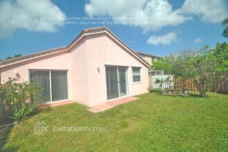 6639 Columbia Ave in Greenacres, FL - Building Photo - Building Photo